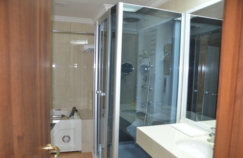 Ouagadougou Hotel | Royal Beach Hotel