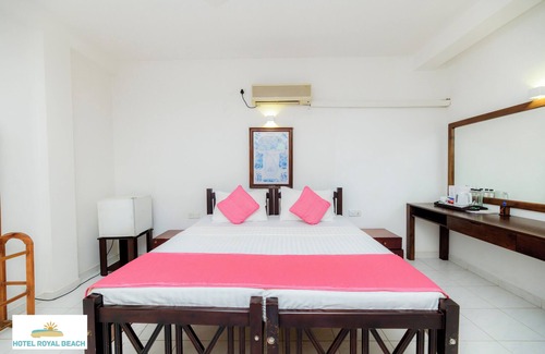 Thiranagama Hotel | Royal Beach Hotel