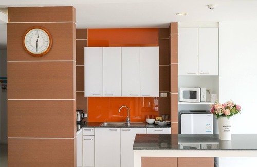 Jomtien Apartment | Royal Beach View Suites
