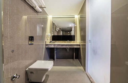 Muradiye Mahallesi Hotel | Royal Capital Hotel
