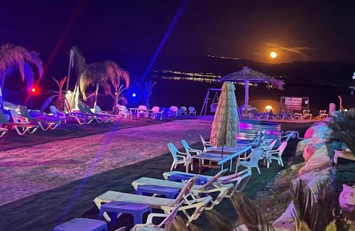 Neve Zohar Other | Royal Caravan DeadSea Crown Group Collection