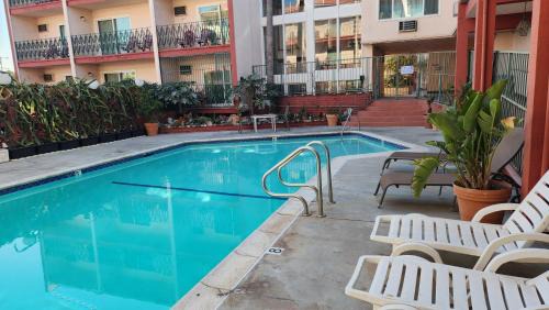 Inglewood Hotel | Royal Century Hotel at LAX