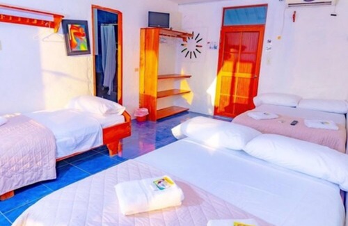 Puerto Baquerizo Moreno Bed & Breakfast | Royal Galapagos Inn