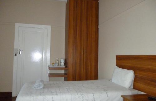 Berea Bed & Breakfast | Royal Guest House