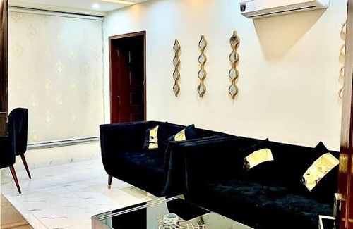 Bahria Town Hotel | Royal Height Residence Lahore