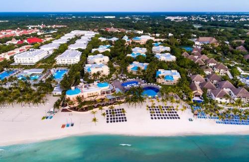 Playacar Resort | Royal Hideaway Playacar All-Inclusive Adults Only Resort