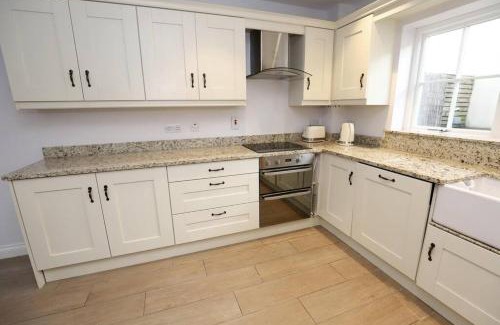 Hillsborough House | Royal Hillsborough Village Luxury Townhouse