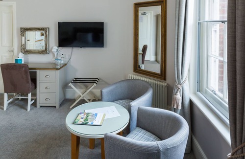 Deal Hotel | Royal Hotel