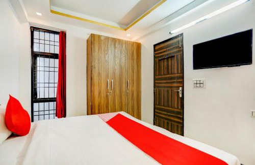 Indirapuram Hotel | Royal Hotel