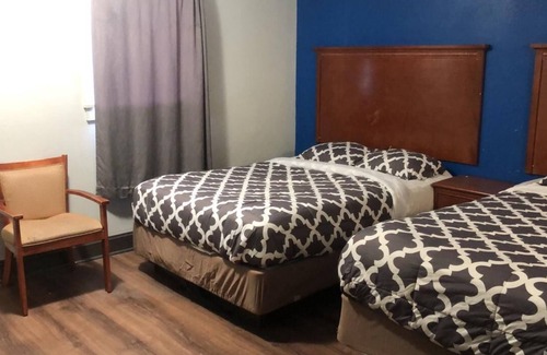 Chambersburg Hotel | Royal Inn