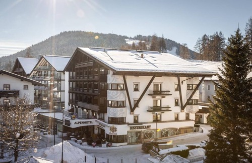 Seefeld Pedestrian Zone House | Royal Love Suite - Alpenhotel . fall in love