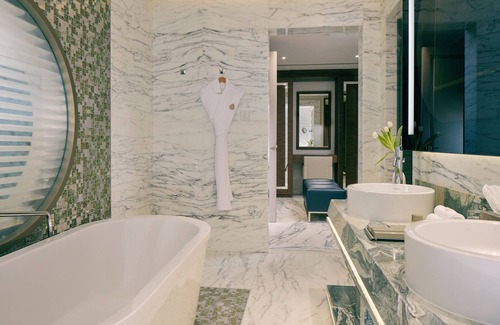 Abu Dhabi Resort | Royal M Hotel Abu Dhabi by Gewan