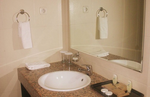 Sorong Hotel | Royal Mamberamo Hotel