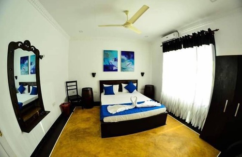 Dankotuwa Hotel | Royal Mandira Hotel