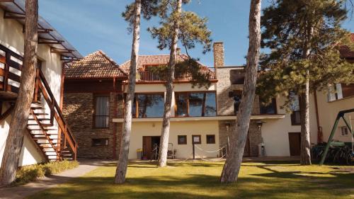 Siofok-Szabadifurdo Apartment | Royal Mediterran