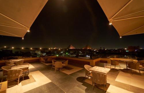 Kafrat al Jabal Hotel | Royal Nine Pyramids View Hotel