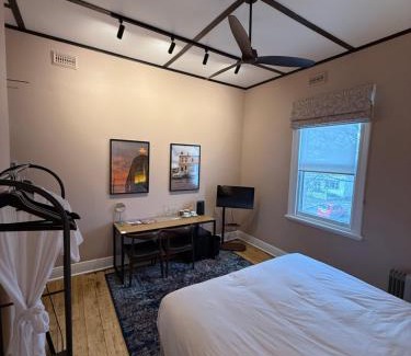 Ballarat Hotel | Royal Oak Hotel