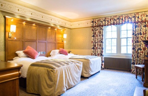 Gwynedd- Snowdonia Hotel | Royal Oak Hotel