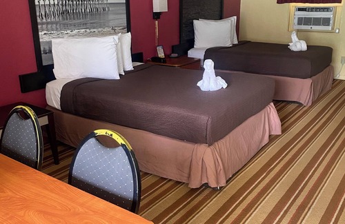 Myrtle Beach Hotel | Royal Palace Inn & Suites