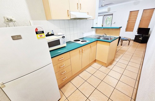 Cairns North Apartment | Royal Palm Villas Cairns