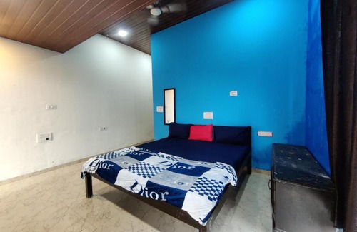 Aarey Colony Villa | Royal Palms Party House