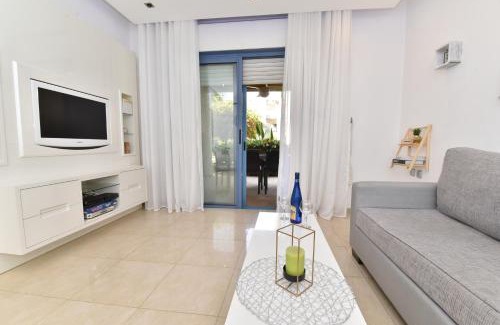 Eilat Apartment | Royal Park Eilat - Garden Apartment by CROWN