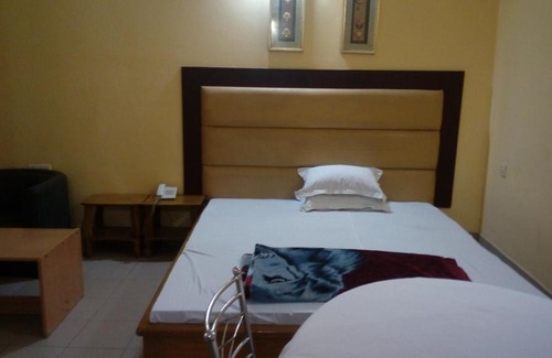 Chittagong Hotel | Royal Park Residential Hotel