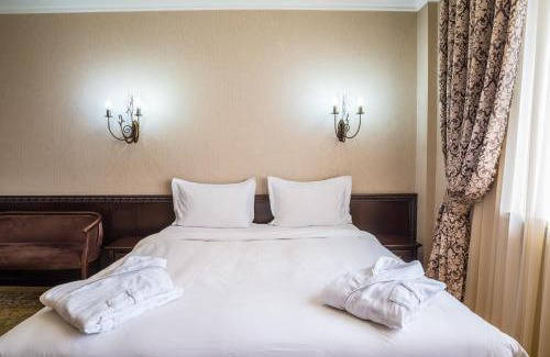 Almaty Hotel | Royal Petrol Hotel