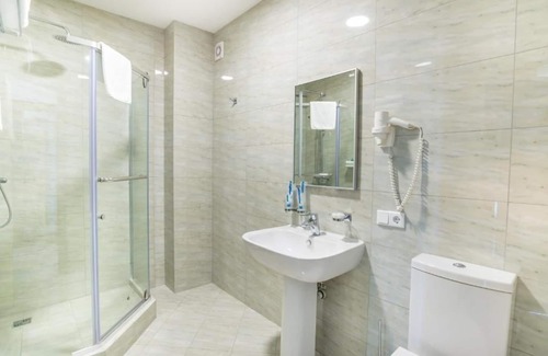 Almaty Hotel | Royal Petrol Hotel