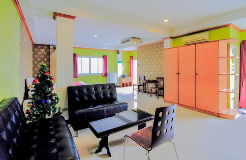 Ramkhamhaeng Hotel | Royal Pimand