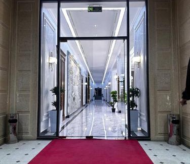 Qarshi Hotel | Royal Plaza