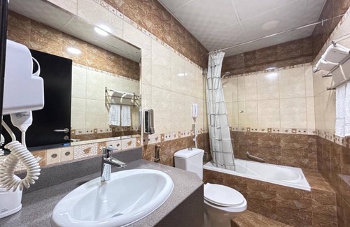 Jumeira 1 Hotel | Royal Prestige Hotel
