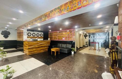 Sector 31 Hotel | Royal Residence Near 32nd Avenue - Gurugram