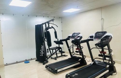 Sector 31 Hotel | Royal Residence Near 32nd Avenue - Gurugram