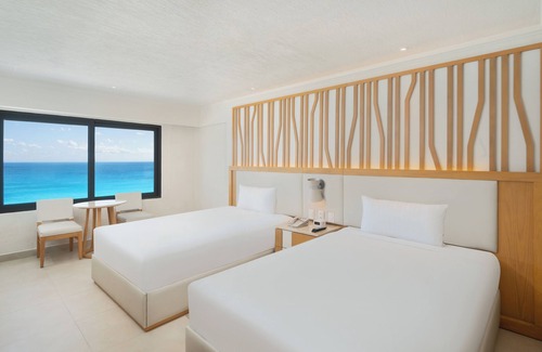 Zona Hotelera Resort | Royal Solaris Cancun - All Inclusive
