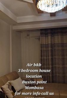 Manyimbo Bed & Breakfast | Royal suite of Buxton point