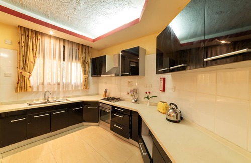 Bugolobi Hotel | Royal Suites