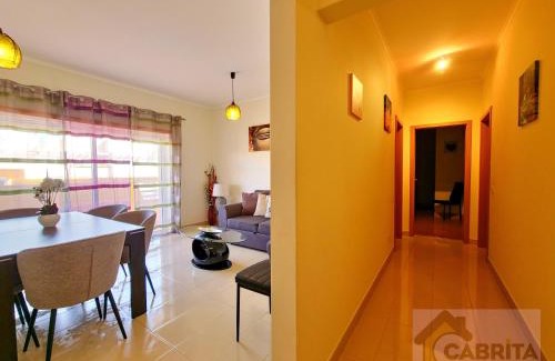 Canada Apartment | Royal Sunrise T2 by YHA
