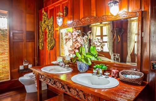 Rawai Hotel | Royal Thai Villas Phuket
