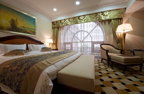 Almaty Hotel | Royal Tulip Almaty