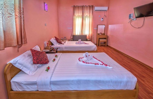 Mandalay Hotel | Royal Tulip Hotel