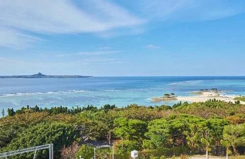 Motobu Hotel | Royal View Hotel Churaumi