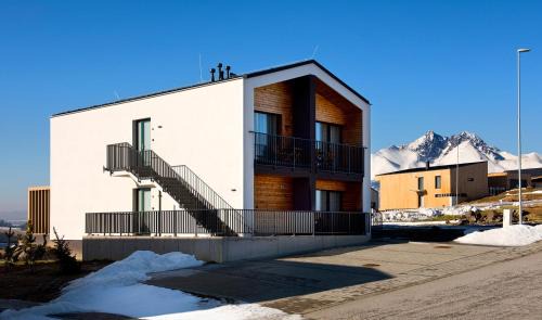Maly Slavkov Apartment | Royal Village - Royal Views apartments