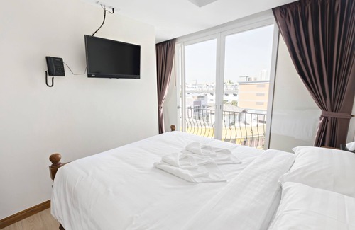 Banglamphu Hotel | Royale 8 Ville