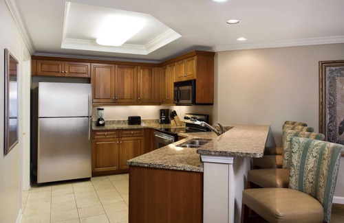 Arcadian Shores Resort | Royale Palms Condominiums