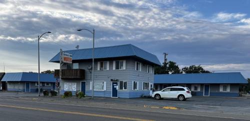 Malta Hotel | Royals Inn Motel