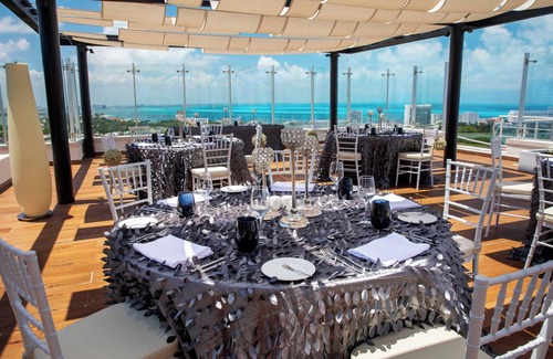 Punta Cancun Resort | Royalton CHIC Cancun, An Autograph Collection All-Inclusive Resort - Adults Only