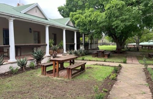 Komani Cabin | Roydon Reserve