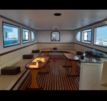 Village Road Boat Rental | Roz