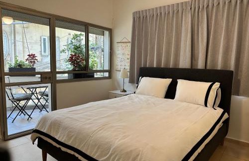 Tel Aviv City Center Apartment | Roza Apartment